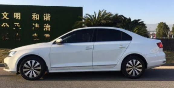 速腾二手车怎么样(速腾后排座椅可以放倒吗)