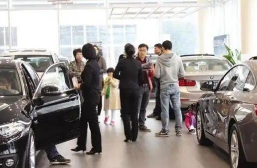 购车贷款有哪几种方式(新手买车是买新车还是二手车)