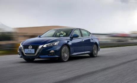 天籁胎压监测怎么看(天籁中控台怎么样)