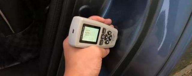 漆膜仪400多是钣金吗,漆膜仪400多钣金严重吗