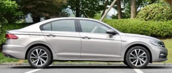 宝来变速箱坏了维修大概多少钱(宝来性价比怎么样)