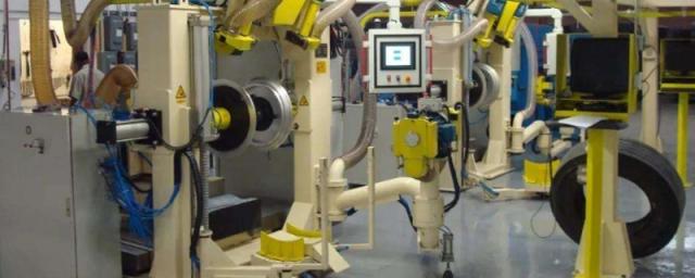 轿车轮胎怎么辨别是不是翻新的,怎么看汽车轮胎不是翻新轮胎