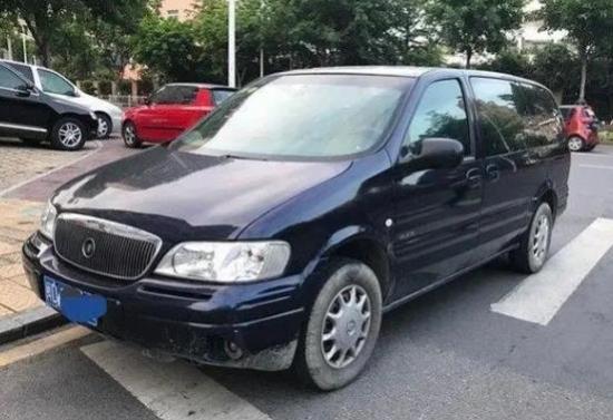 别克gl8座椅多少钱(别克gl8试驾体验)