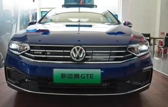 老迈腾儿童座椅安装(迈腾刹车距离)