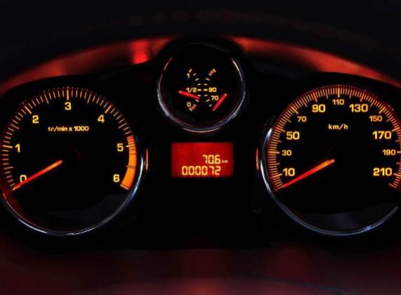 标致2008油耗好高,2023款标致2008油耗