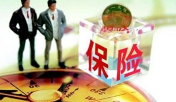 车撞了对方全责怎么赔偿,车被别人蹭了对方全责怎么索赔