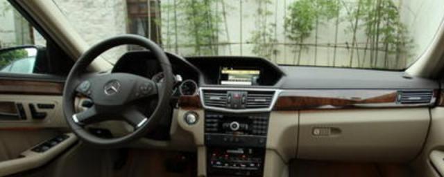 奔驰e300保养复位方法视频,奔驰e300保养