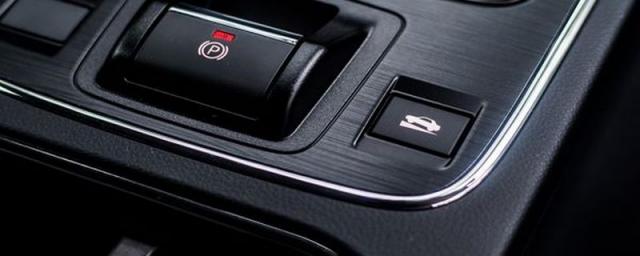 汽车上坡辅助怎么用的,汽车上坡辅助功能怎么用