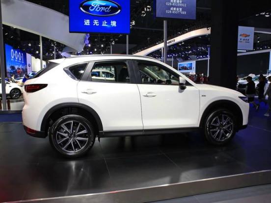 广汽本田凌派引擎盖的暗开关在哪里(本田凌派装行车记录仪线要多长)