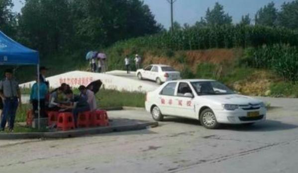 初次练车要注意些什么,刚开始练车要注意什么
