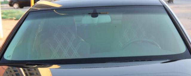 刚换挡风玻璃能淋雨吗,挡风玻璃更换后注意事项