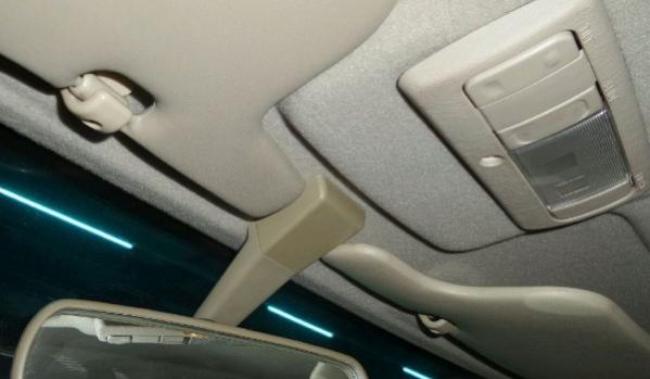 汽车室内顶灯,汽车外顶灯