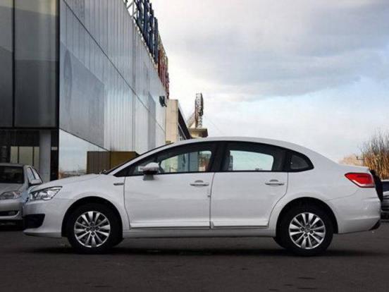 汽车顿挫感是什么意思是什么,汽车的顿挫感是什么意思