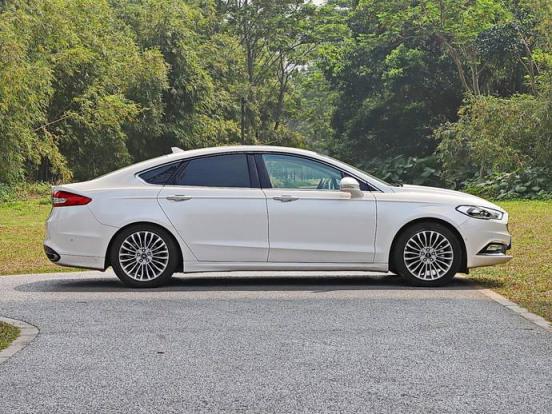 蒙迪欧加几号汽油,新蒙迪欧实际能加多少升油