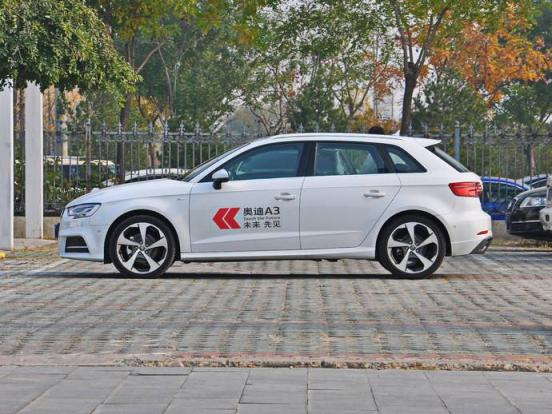 奥迪a3颠簸路面天窗异响,奥迪a3天窗异响怎么维修