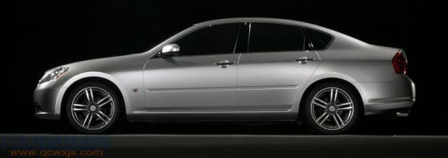 防冻液漏了车还能开吗,轿车漏防冻液还敢开吗?