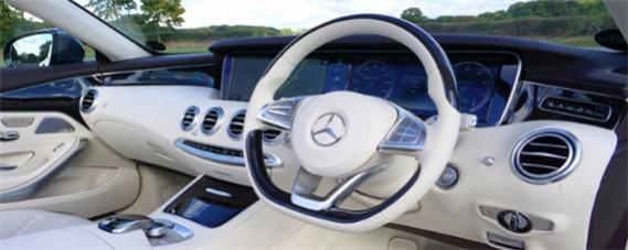 车的方向盘怎么打,方向盘的正确操作