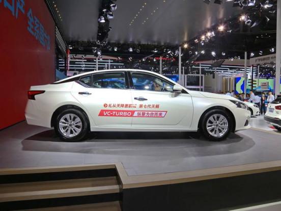 日产天籁轮胎型号规格,日产天籁轮胎规格