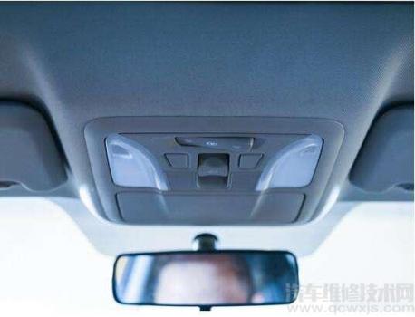 汽车脚底灯,汽车外部照明灯故障怎么处理