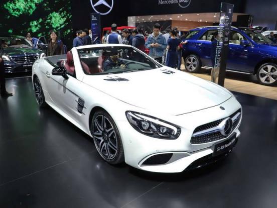 奔驰油表怎么看油量,奔驰油表怎么看油量图标