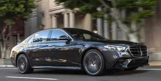 奔驰s级4s店保养价格表(奔驰S级为什么被称为老板车)