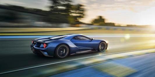 凯迪拉克ctsv双门跑车,凯迪拉克ctsv两门