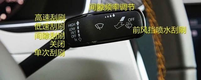 冬天汽车挡风玻璃上为什么容易起雾,冬天车前挡风玻璃起雾