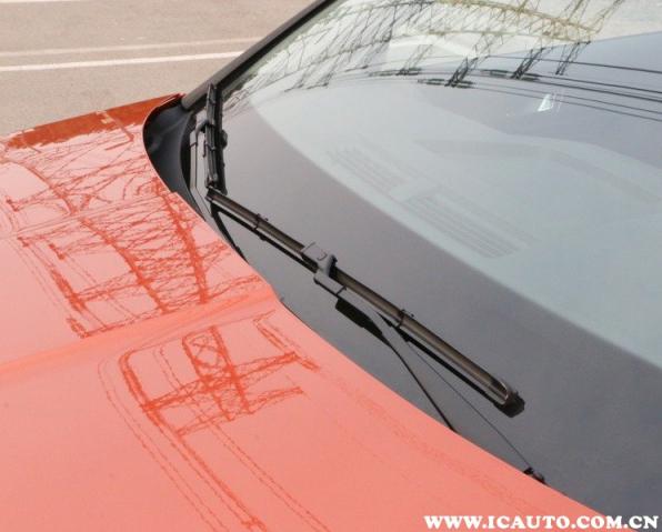 柯珞克雨刮器使用图解,依维柯雨刮片尺寸