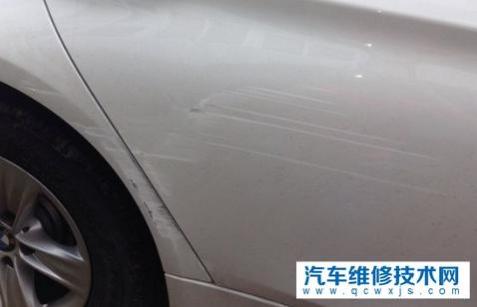 车子蹭掉一小块漆怎么办,车漆被蹭掉一点怎么处理
