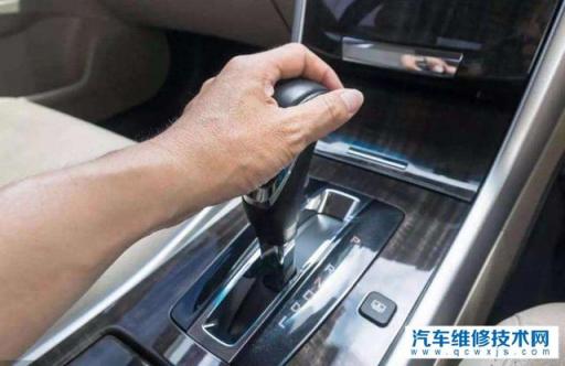 自动挡的车能空挡滑行吗，自动挡的车空挡滑行省油吗，空挡滑行对车有什么损害吗？