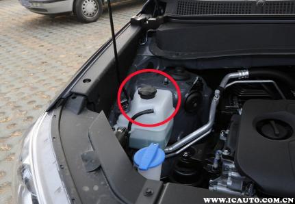 ix35防冻液怎么更换,现代ix35换防冻液需要多少升