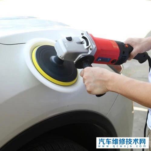 新车漆面上有灰尘粒,车漆表面有漆雾怎么处理