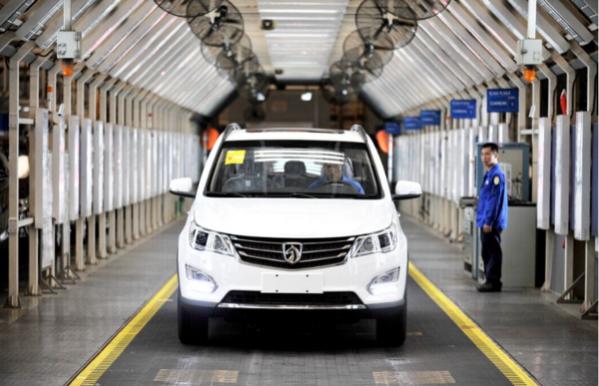 宝骏560前挡风玻璃多少钱,宝骏560后车窗玻璃价格