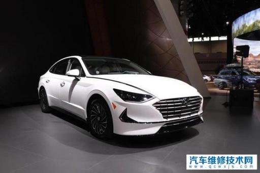 增程式混动和插电式混动哪个好,增程式混动和油电混动的区别