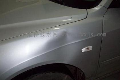 车皮凹陷怎么修复,汽车机盖凹陷怎么修复
