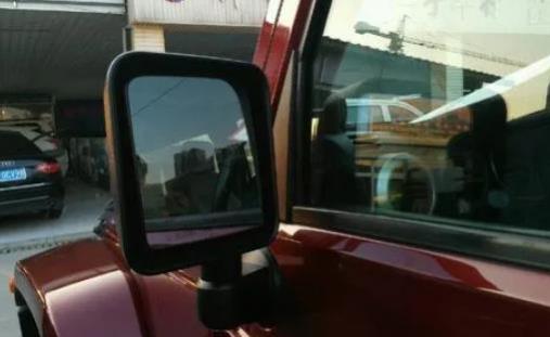 牧马人驾驶体验怎么样(牧马人后视镜)