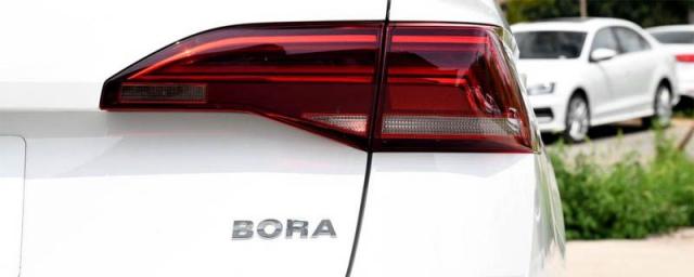 大众bora是什么车多少钱,大众touareg是什么车