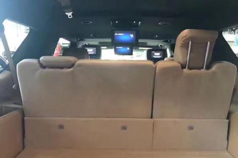 凯迪拉克副驾驶储物箱,凯迪拉克凯雷德油箱多大