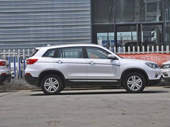 捷豹XE有四驱版本吗,进口捷豹xe有四驱的吗