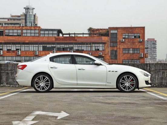 吉利远景x3二手车过户费多少钱,车辆过户费多少钱