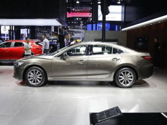 本田飞度有倒车影像吗,广汽本田飞度倒车灯保险丝在哪