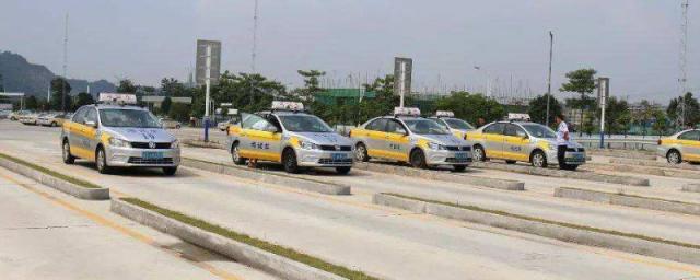 科目二多少分及格c1小车,考驾驶证科目二多少分及格