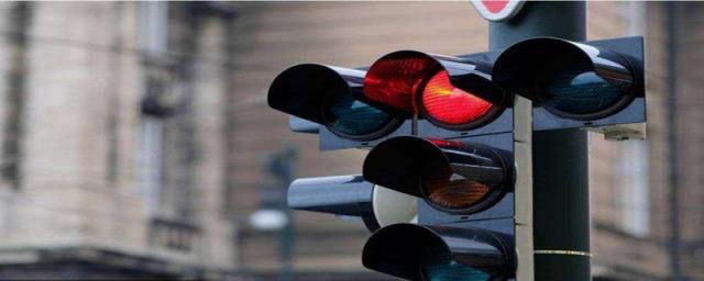 晚上闯红灯被拍的几率高吗?,晚上闯红灯被拍的几率多大