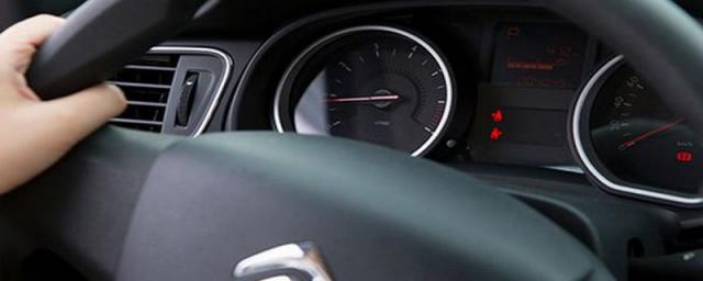 机油压力忽高忽低怎么回事,汽车机油压力过高是什么原因