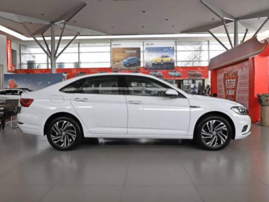 55扁平比的轮胎可以换60的轮胎(轮胎6年没换了还可以上高速吗)