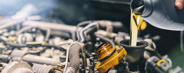 奔驰c200l合适什么机油,奔驰c200用什么型号的机油