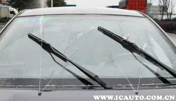 雨刮器刮玻璃有呱呱响怎么解决,为啥雨刮器刮玻璃有呱呱响