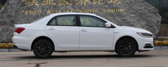 新汽车除味的正确方法(夏天汽车空调的正确使用方法)