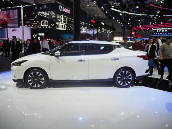 奥迪a3暖风开关在什么地方,奥迪a6l暖风怎么开