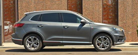 4万左右买什么车好,指示前方道路仅可左右转弯